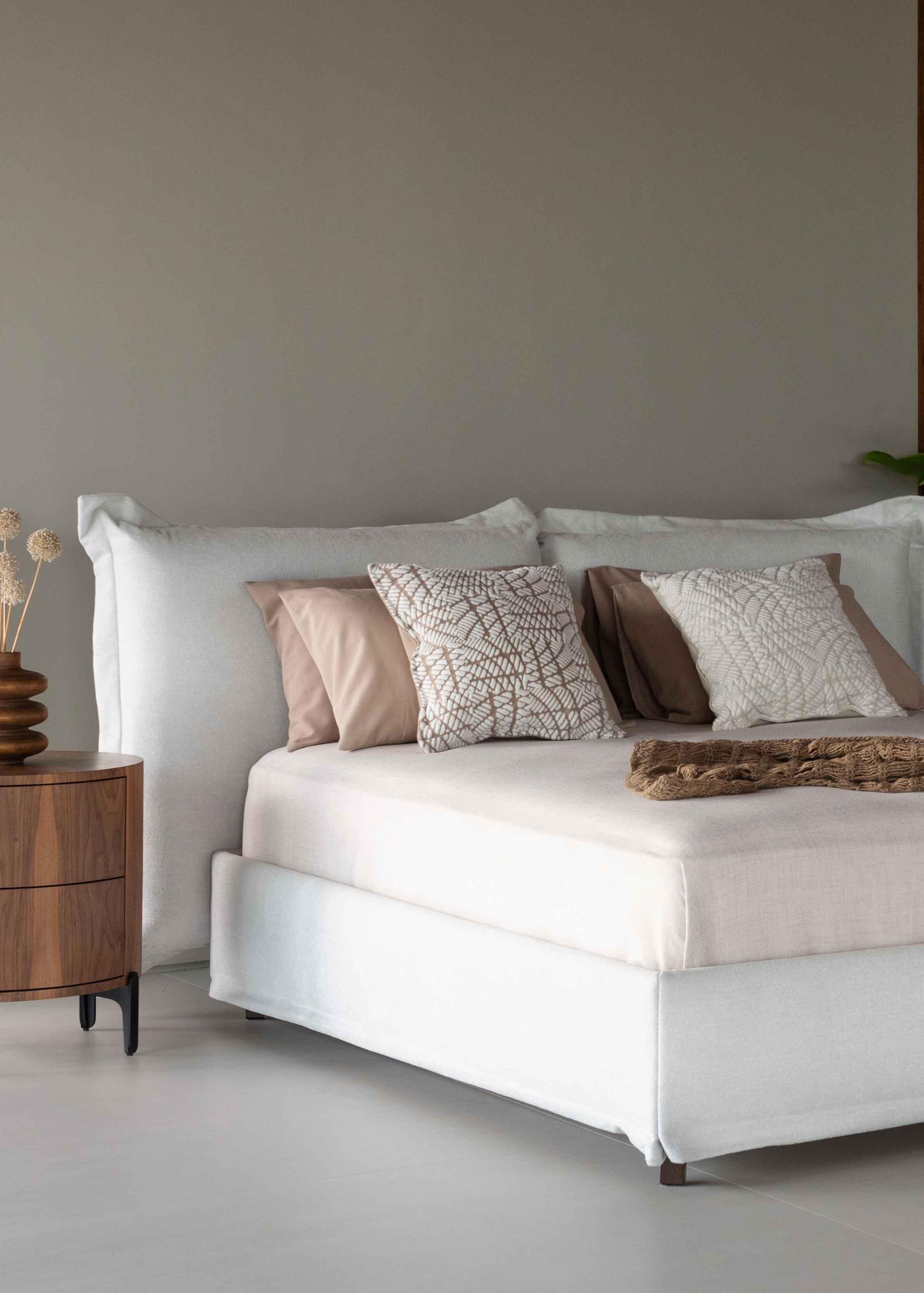 Slider image 0